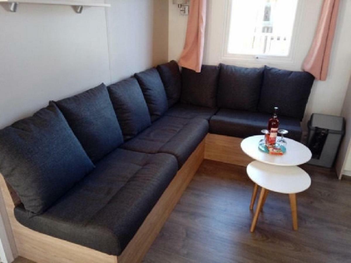 Mobilhome Saint Julien En Born Exterior foto